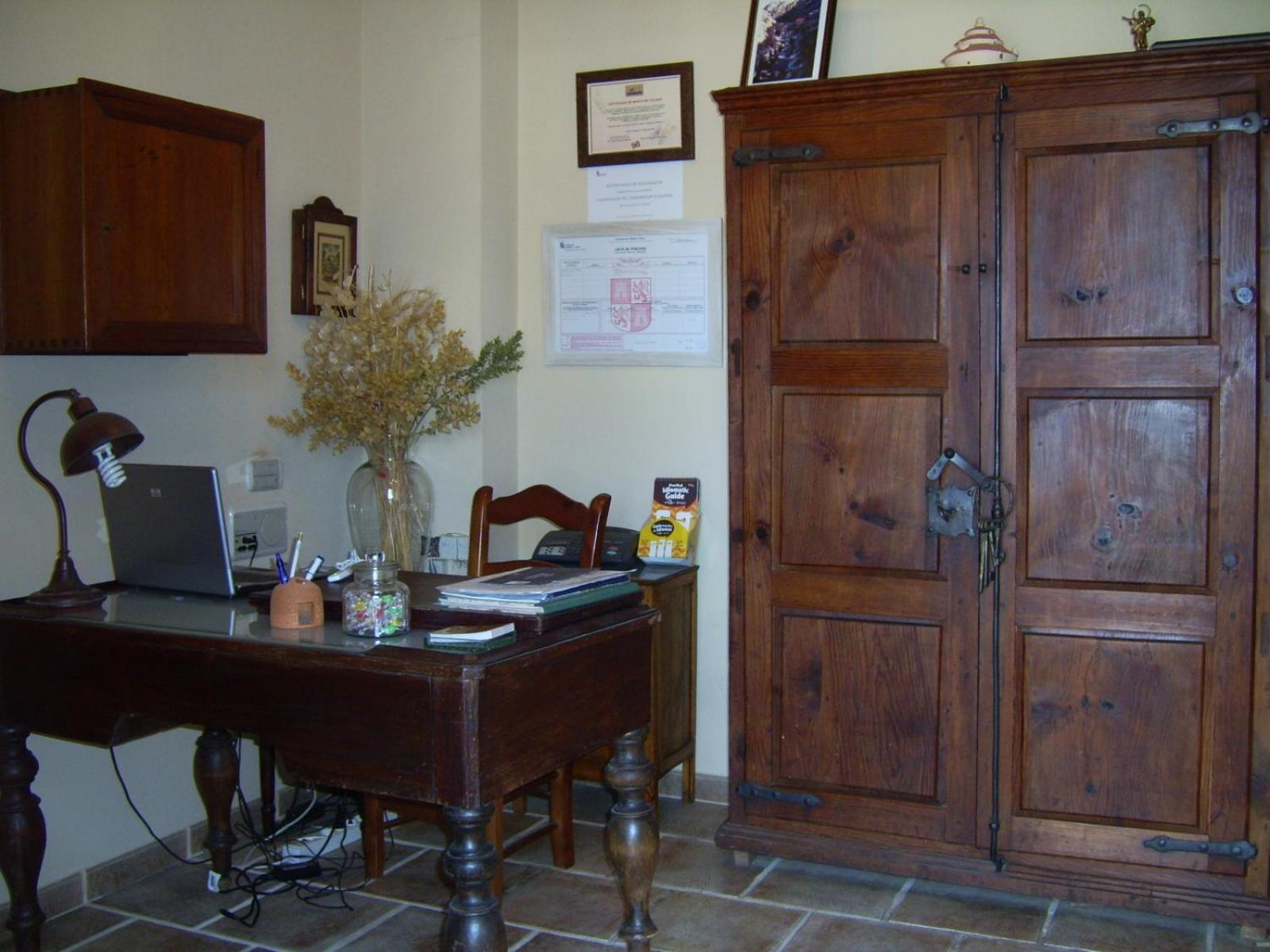 Mesa Del Conde Hotel San Felices de los Gallegos Buitenkant foto