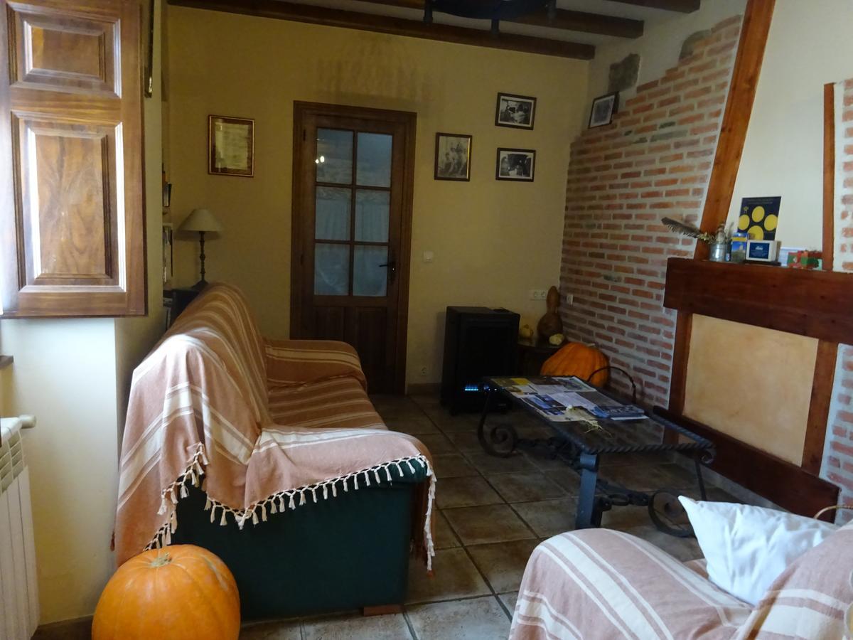 Mesa Del Conde Hotel San Felices de los Gallegos Buitenkant foto